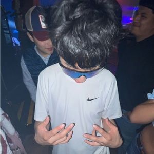 Meet your Posher, Adolfo